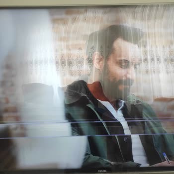 Garanti Biter Bitmez Kronik Ekran Arızası: Vestel'e Güvenim Sarsıldı