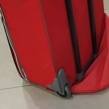 Uçuş Sonrası Hasarlı Bagaj Ve Yetersiz Müşteri Desteği