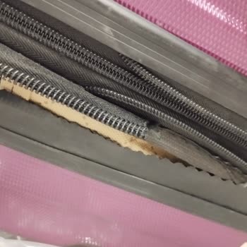 Uçuş Sonrası Hasarlı Bagaj Ve Yetersiz Müşteri Desteği