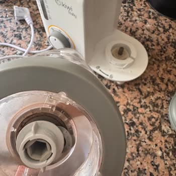 Kiwi Home Bebek Buharlı Pişirme Makinesinde Kararma ve Kötü Koku Sorunu Yaşadık