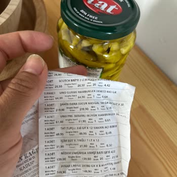 Konserve İçinde Böcek Şoku Yaşadım