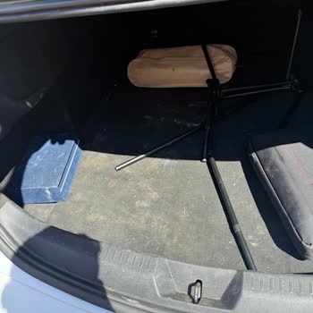 Aracımın Eksik Temizlenmesi Ve İlgisiz Hizmet