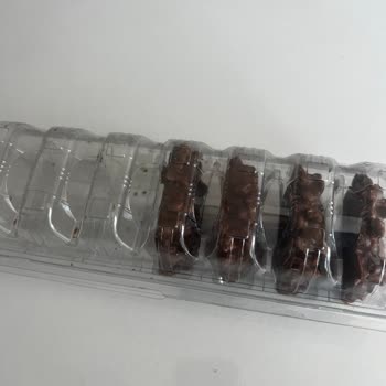 Harras Fındıklı Gofret İçinden Sarı Plastik Parça Çıkması