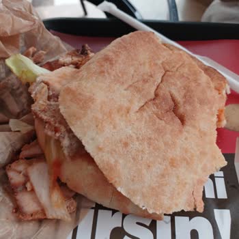 Ekmek Bayat Ve İç Malzeme Yetersizliğiyle Yaşadığım Deneyim