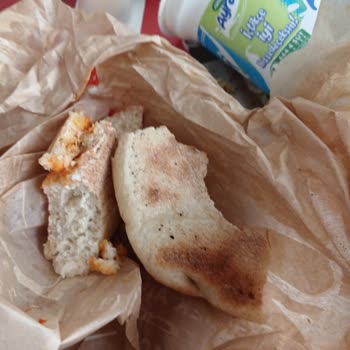 Ekmek Bayat Ve İç Malzeme Yetersizliğiyle Yaşadığım Deneyim