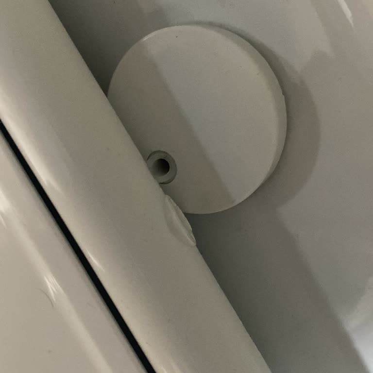 Bien Klozet Kapağı Menteşesi Kısa Sürede Kırıldı, Yedek Parça Bulunamıyor