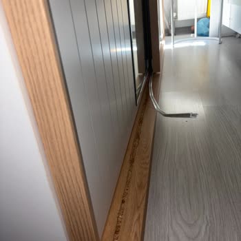 Vivense Yatak Odası Dolabı Ve Yatağında Ciddi Kalite Sorunları Yaşadım