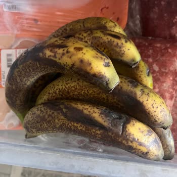 Çürük Ve Yenmeyecek Muzlar Gönderildi