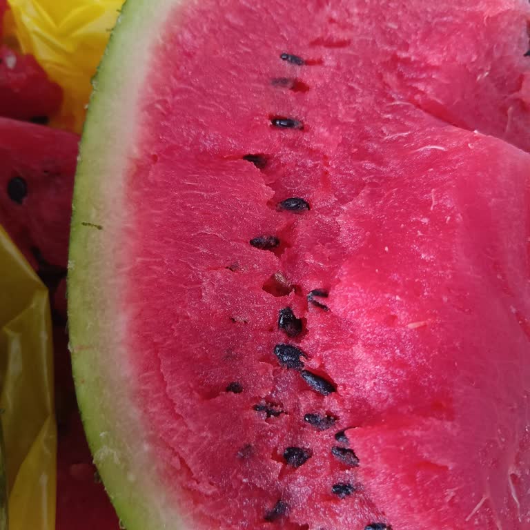 Çürük Karpuz İadesi Reddedildi, Müşteri Mağdur Edildi