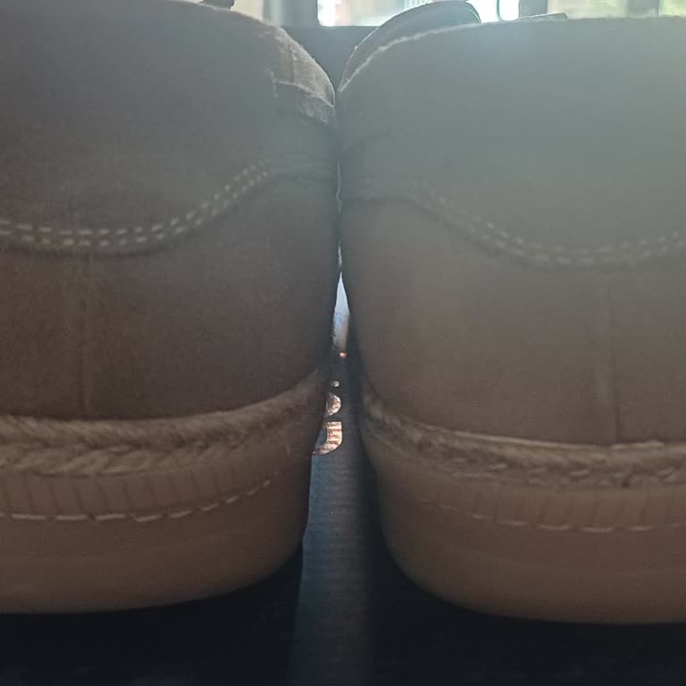 Ayakkabıda Üretim Hatası Ve Yetersiz İnceleme Süreci Nedeniyle Mağduriyet