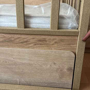 Çilek Mobilya'dan Aldığım Üründe Renk Farkı Ve Malzeme Tutarsızlığı