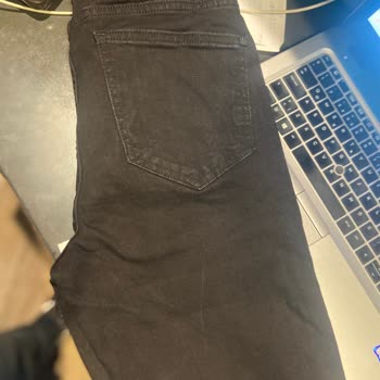 Pantolonumda Renk Değişimi Var İnceleme Sonucu Tatmin Edici Değil