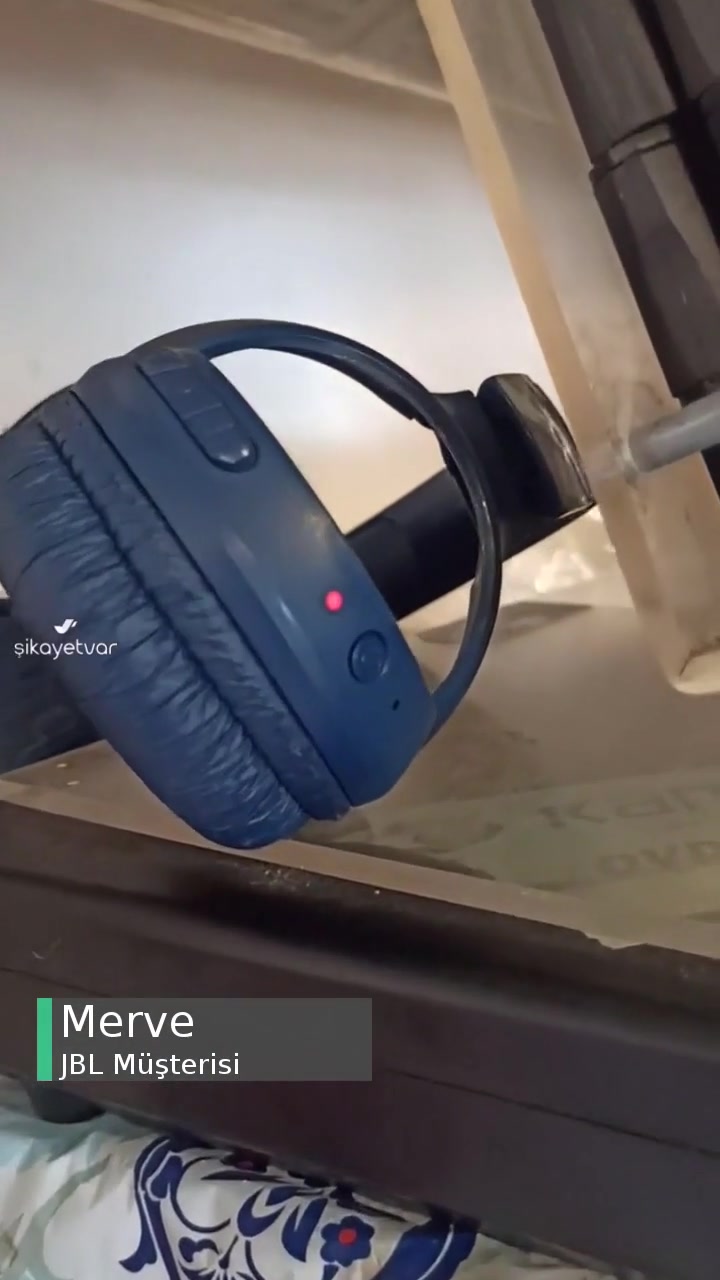 JBL Kulaklığım Şarjı Bittikten Sonra Bir Daha Açılmadı videonun kapak resmi