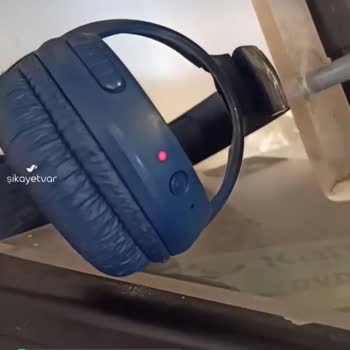 JBL Kulaklığım Şarjı Bittikten Sonra Bir Daha Açılmadı