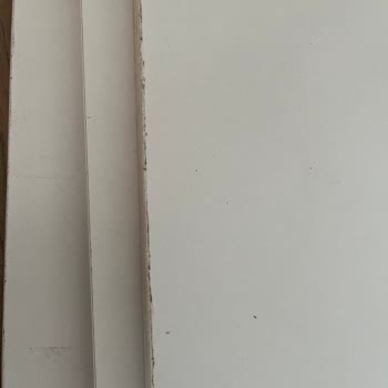 Aldığım Kitaplık Kırık Ve Kirli Geldi, Denetimsizlikten Şikayetçiyim