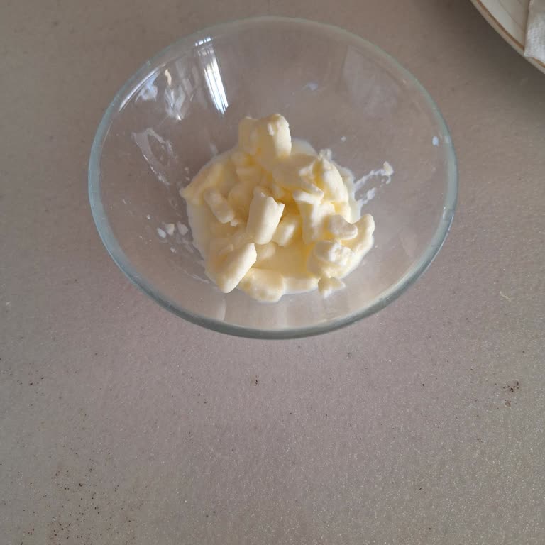 Jersey Sütün İçeriğinde Yabancı Madde Şüphesi Ve Denetim Talebi