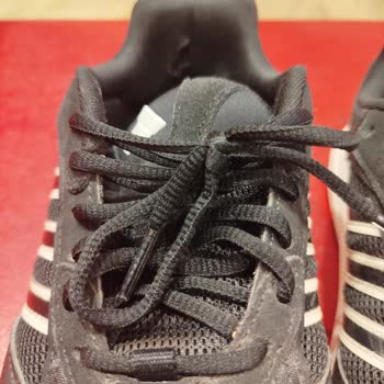 Deichmann Az Kullanılan Adidas Ayakkabıda Topuk Deformasyonu Ve İade Sorunu