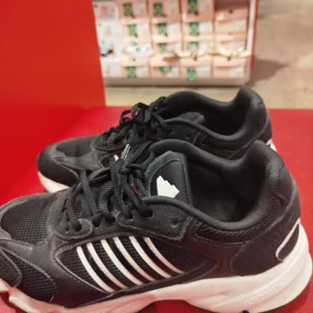 Deichmann Az Kullanılan Adidas Ayakkabıda Topuk Deformasyonu Ve İade Sorunu