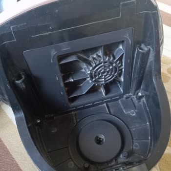 Arnica Küçük Ev Aletleri Elektrikli Süpürgemin Sesi Aniden Boğuk Ve Kısık Çıkmaya Başladı