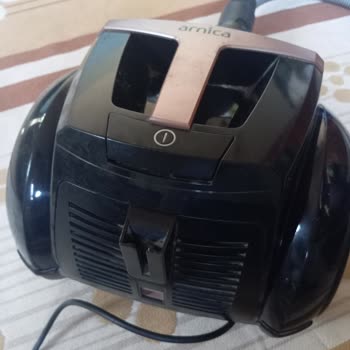 Arnica Küçük Ev Aletleri Elektrikli Süpürgemin Sesi Aniden Boğuk Ve Kısık Çıkmaya Başladı