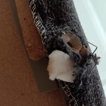 16 Bin Liralık Yatak Seti Kırık Ve Yırtık Teslim Edildi İade İstiyorum