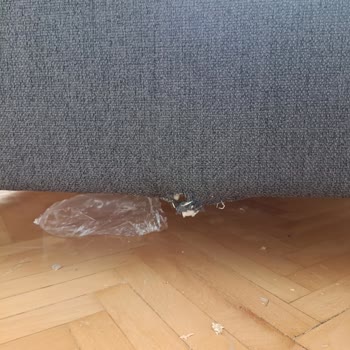 16 Bin Liralık Yatak Seti Kırık Ve Yırtık Teslim Edildi İade İstiyorum