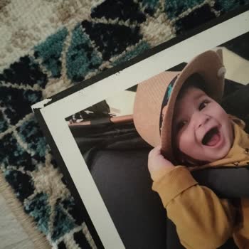 Kusurlu Ve Kalitesiz Magnetler, Fotoğraflar Karanlık Çıktı