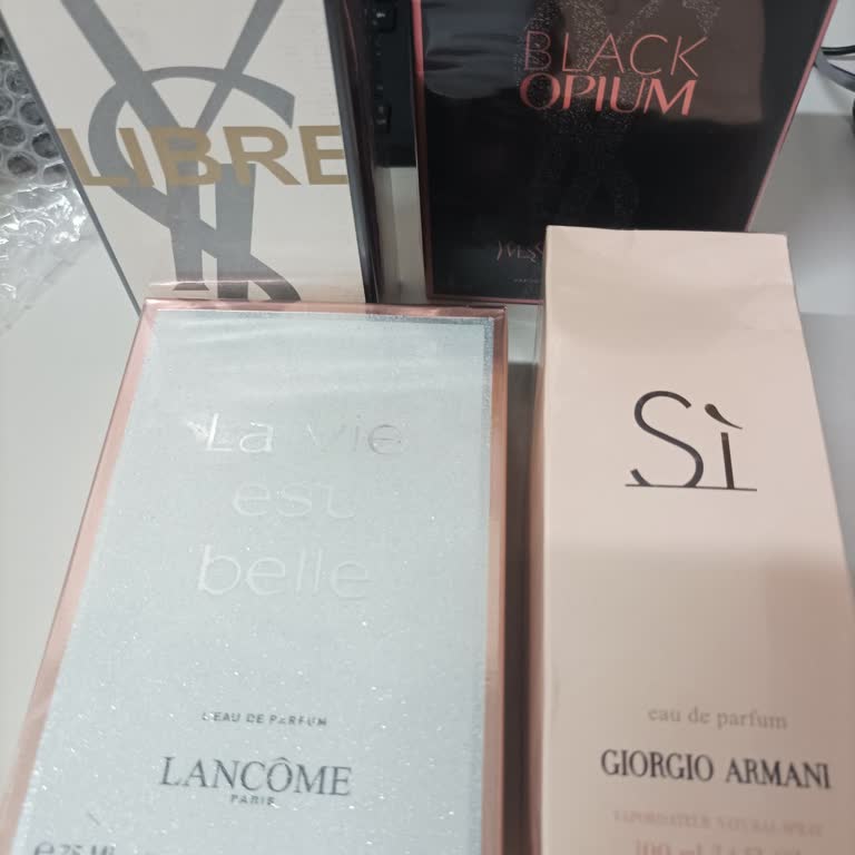 Yanlış Gönderilen Parfümler Ve İletişim Eksikliği