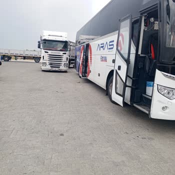 Aras Seyahat İle Güvensiz Yolculuk Ve Yetersiz Hizmet Deneyimi