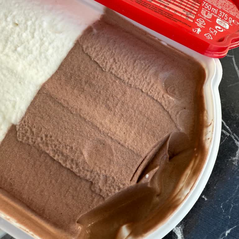 Algida Buzlukta Saatlerce Kalan Dondurma Erimiyor