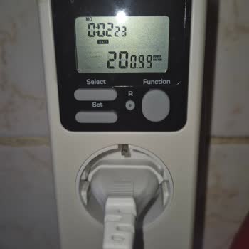 Kumtel Kule Vantilatör Güç Değerleri Teknik Bilgiyle Uyuşmuyor