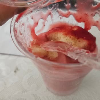 Özsüt Tatlısında Yabancı Maddeyle Karşılaştım