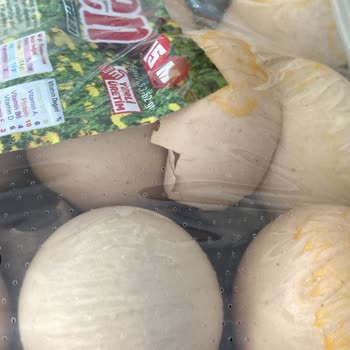 Kırık Yumurtalar Ve Yetersiz Müşteri Hizmeti Mağduriyeti