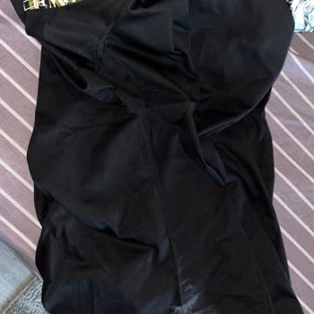 Aldığım T-shirt Lekeli Ve Buruşuk Şekilde Korumasız Gönderildi