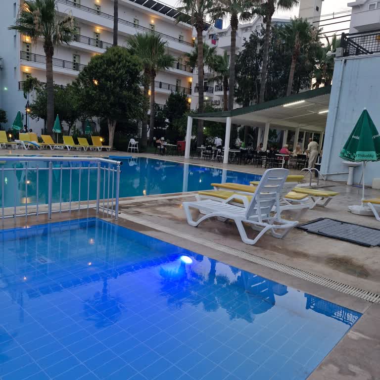 Riotatil Odalarda Kötü Koku Ve Yetersiz Yemek Menüsü Hayal Kırıklığı Yarattı