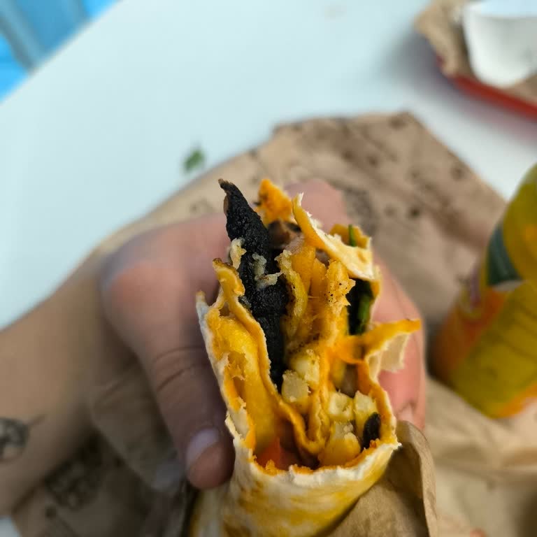 Dürümle Kötü Hizmet Ve Yanık Ürün Hayal Kırıklığı Yarattı