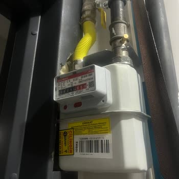 Evimizin Kapısı Kesilerek Sayaç Takıldı, Güvenliğimiz Tehlikede!