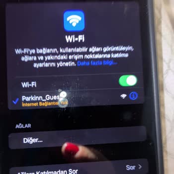 İnternetsiz Oda Ve İlgisiz Hizmet