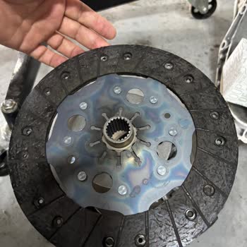 Yeni Aldığım Renault Kango'da Geri Vites Sorunu Ve Servis Mağduriyeti