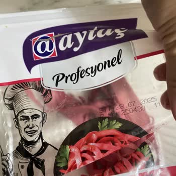 Buzdolabında Bozulan Salam Karşısında Hayal Kırıklığı