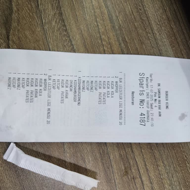 Burger King'den Aldığımız Menülerde Asitsiz Ve Sıcak İçecek Hayal Kırıklığı