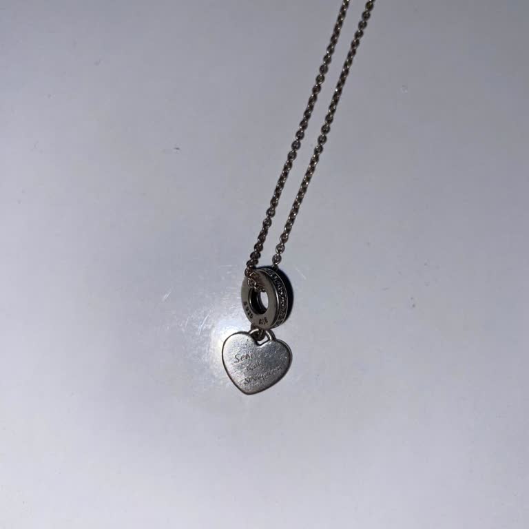 Pandora Kolye Kararması Ve Mağaza Personelinin İlgisiz Tutumu Nedeniyle Yaşanan Hayal Kırıklığı