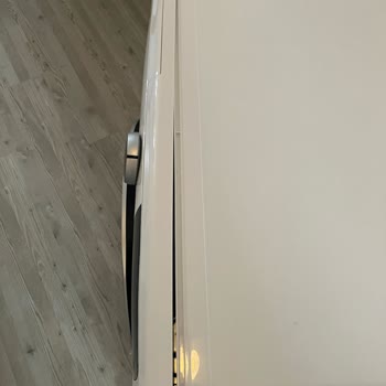 Ezilmiş Çamaşır Makinesi, Çelişkili Yönlendirmeler Ve Mağduriyet