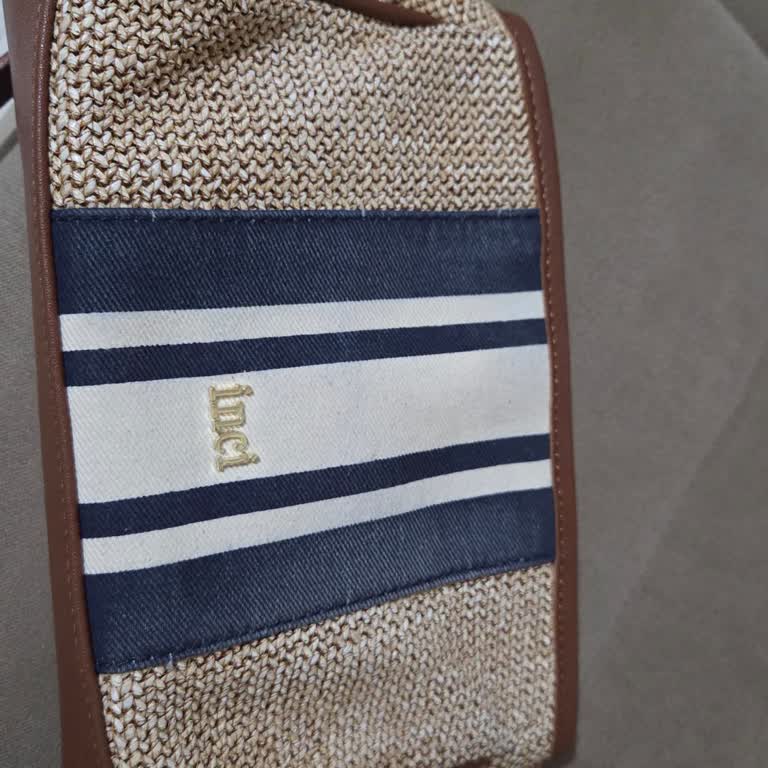 Kısa Sürede Renk Solan Çanta Ve Yetersiz İnceleme Süreci