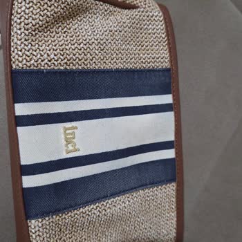 Kısa Sürede Renk Solan Çanta Ve Yetersiz İnceleme Süreci