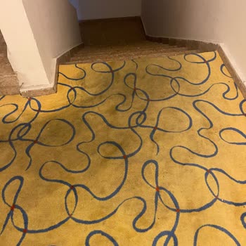 Hayalet Otel Ve İlgisiz Tur Şirketiyle Hayal Kırıklığı