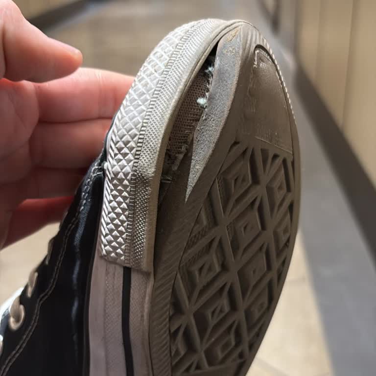 Ayakkabı Tabanı Kısa Sürede Açıldı, İnceleme Süreci Uzadı