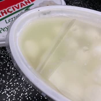 Migros'tan Aldığım Peynir Küflü Çıktı, Güvenim Sarsıldı