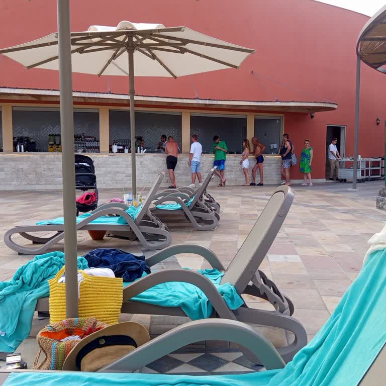 Personel Eksikliği Ve Doğum Günü Talebine Yetersiz Hizmet