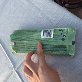 Hoşbeş Gofretin İçinden Taş Çıktı, Dişim Ağrıdı